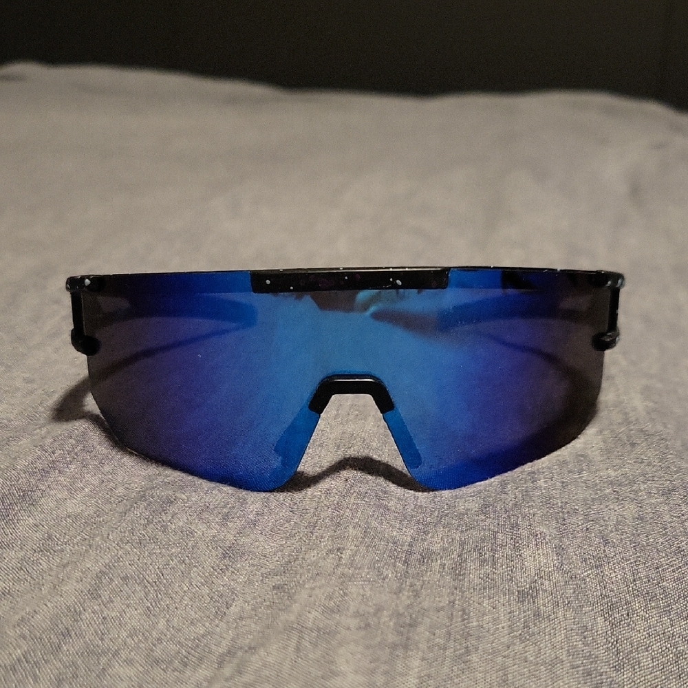Amazon Blue Reflective Sports Eyewear